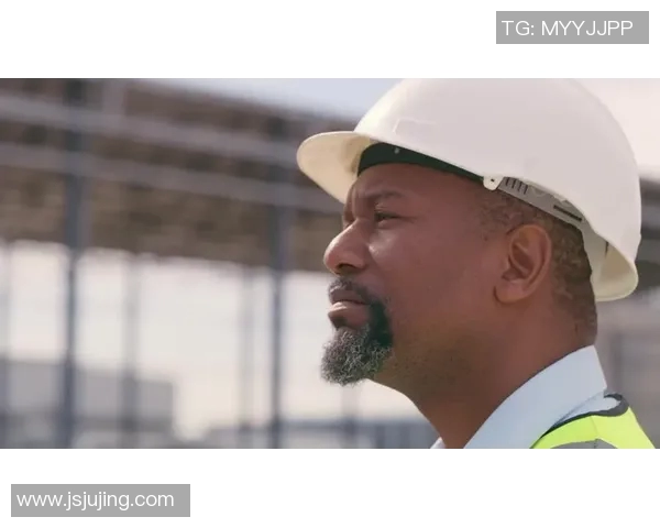 足球黑人球星思考图探索：从历史到未来的荣耀与挑战